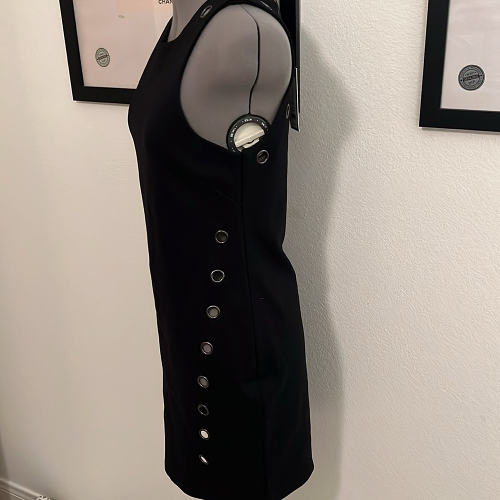 Romeo and Juliet Grommet Black fitted Dress - Picture 2 of 9